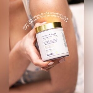 TRULY Vanilla Baby Shimmer Body Butter